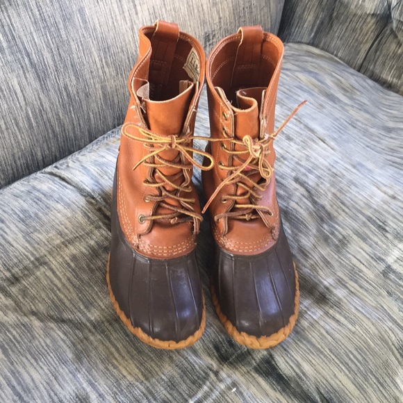 L.L. Bean Shoes - LL BEAN classic hunting boot size 8 women’s
